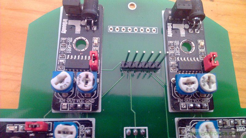 牛人力作！PCB版藍牙智能小車DIY